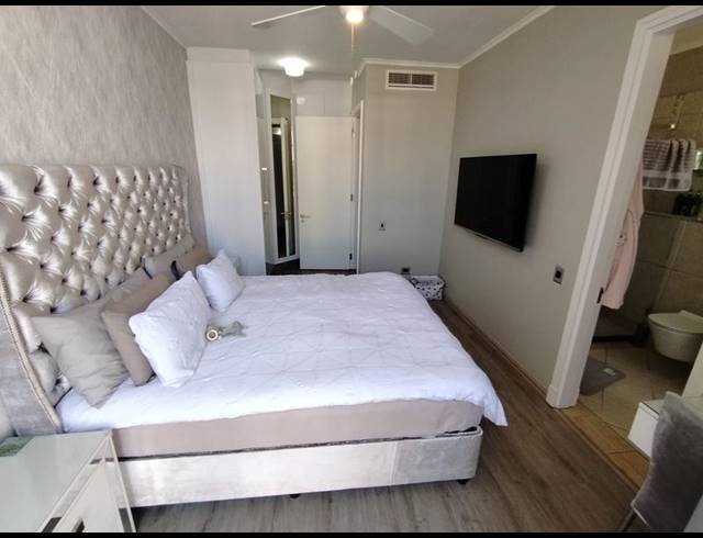 2 BEDROOM APARTMENT FOR SALE IN NEW TOWN CENTRE